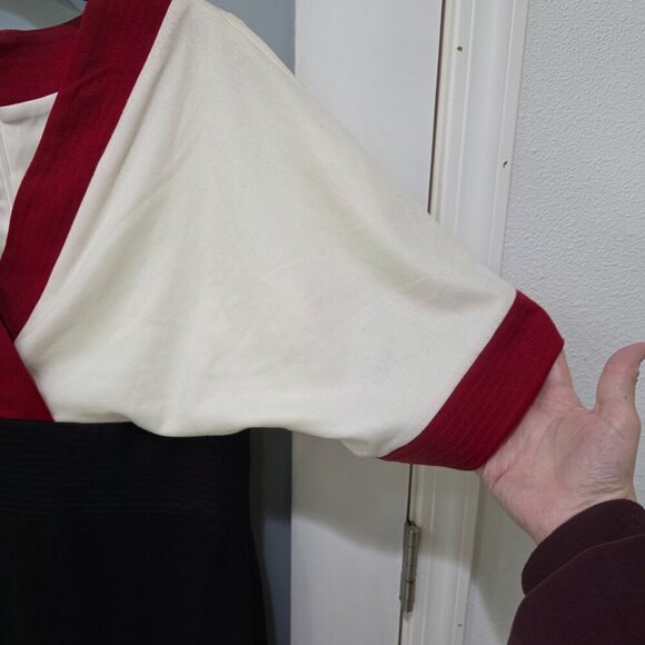 London Times Women’s 14P Colorblock Dress Black White Red | Short Sleeve V-Neck - Picture 9 of 13